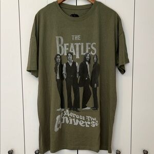 Apple Beatles Tshirt NWOT